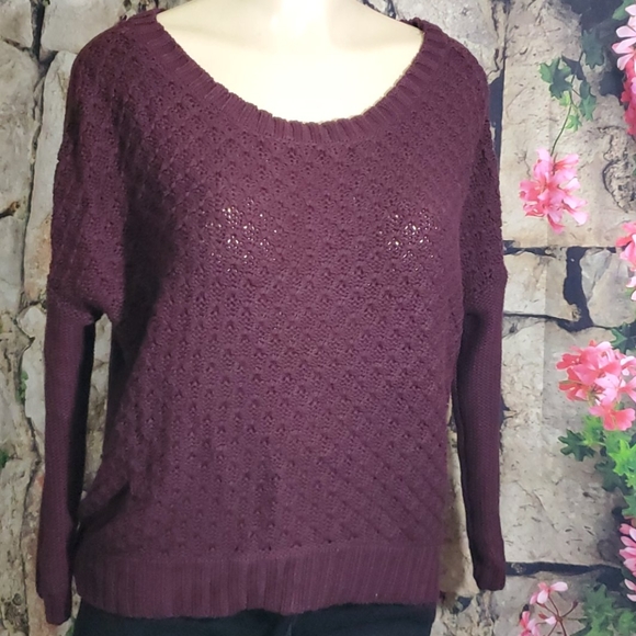 2 for 15 New American Eagle scoop neck sweater Size M - Picture 1 of 7